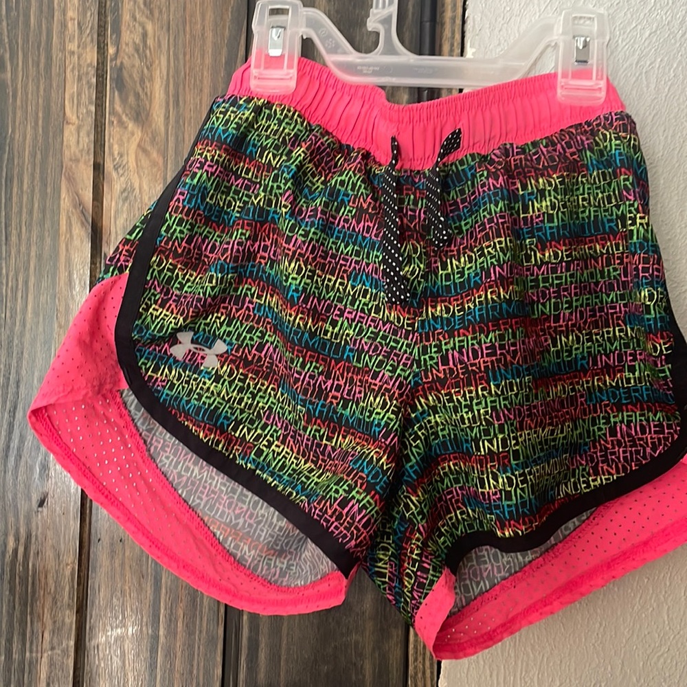 Youth sz small under armor shorts